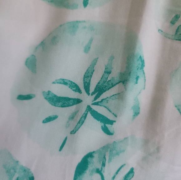 Crown & Ivy Sand Dollar Blouse with Lace Trim - Picture 9 of 9